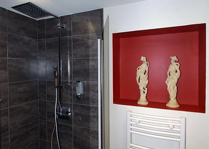 La Cheneviere Saint-Remy-de-Chargnat