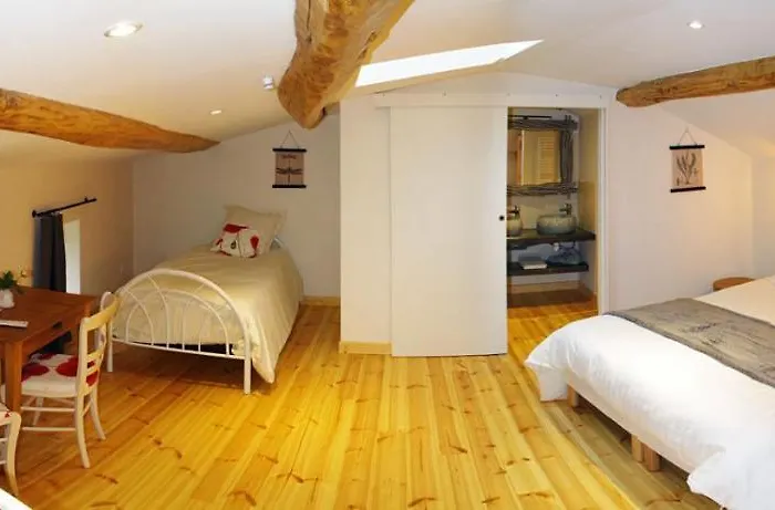 La Cheneviere Bed & Breakfast 3*