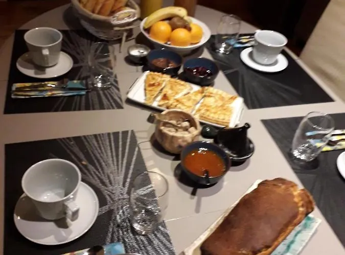 Bed & Breakfast La Cheneviere Saint-Remy-de-Chargnat